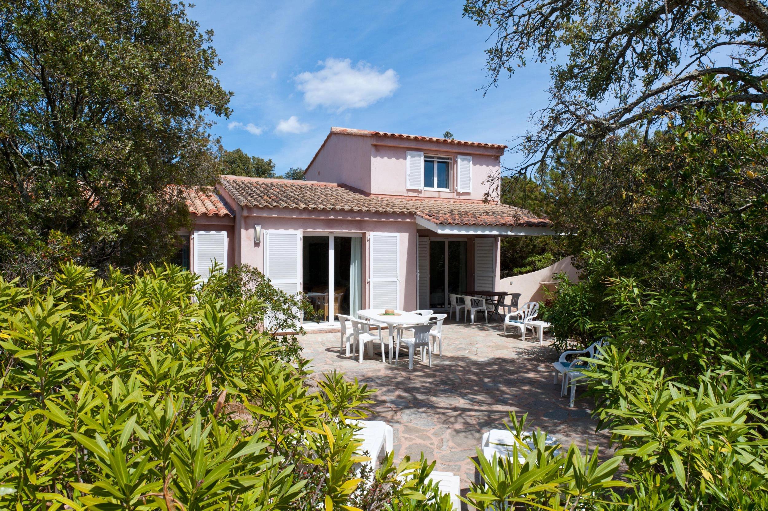 Grande maison de vacances avec 3 chambres à louer à Porto-Vecchio